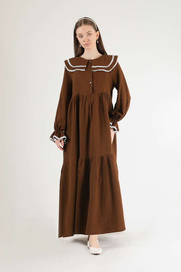 Baby Collar Belted Dress Brown
