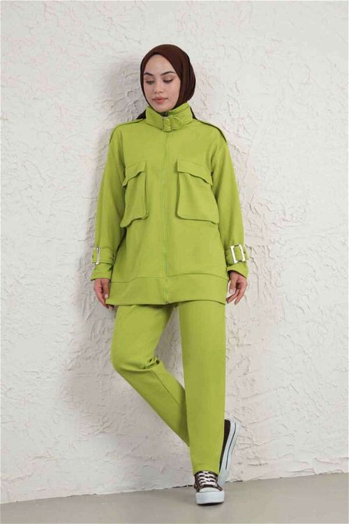 Buckled Collar Double Suit oil green