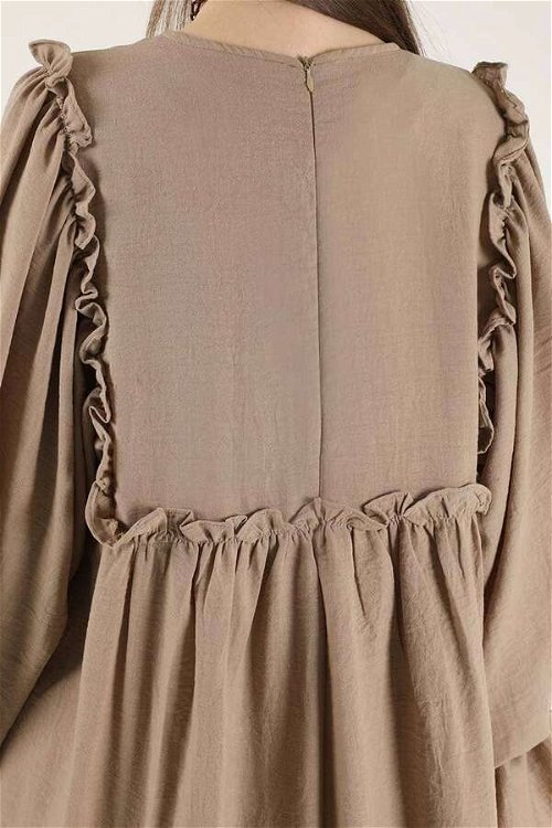 Dantel Detay Fırfırlı Elbise Camel