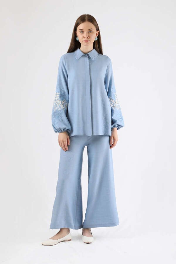 Embroidery Detailed Linen Suit Baby Blue