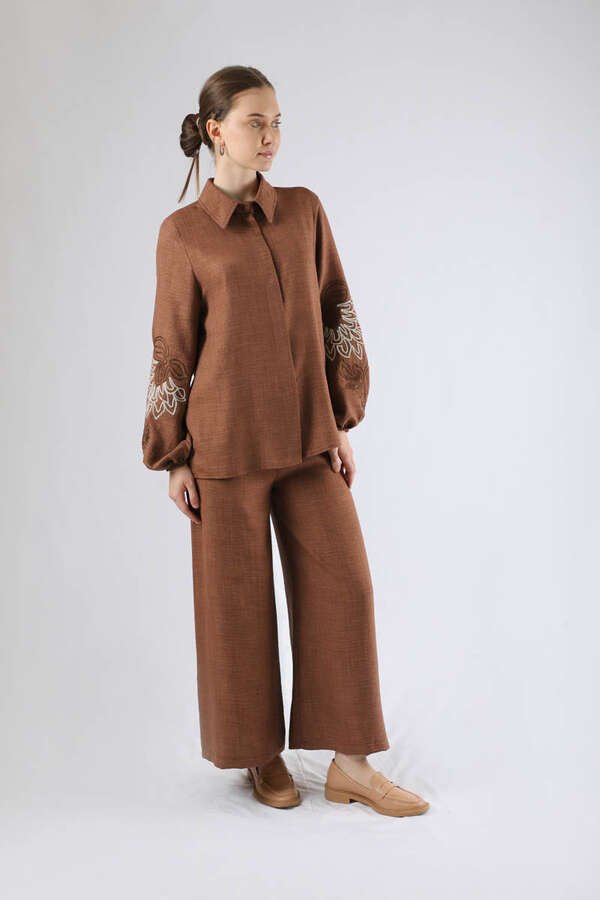 Embroidery Detailed Linen Suit Brown