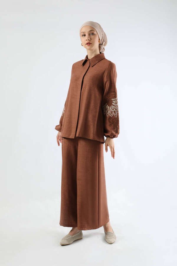 Zulays - Embroidery Detailed Linen Suit Brown