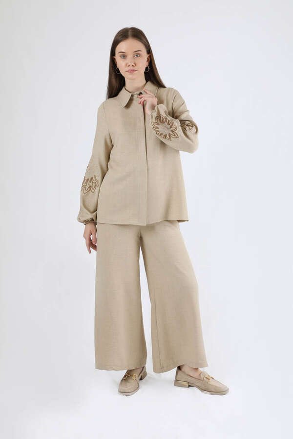 Embroidery Detailed Linen Suit Stone