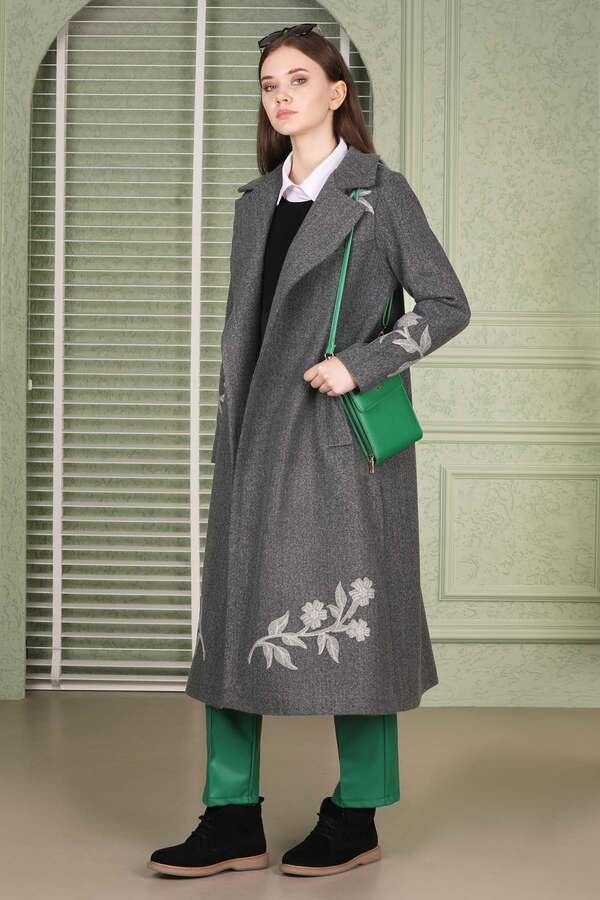 Floral Patterned Cachet Coat Gray