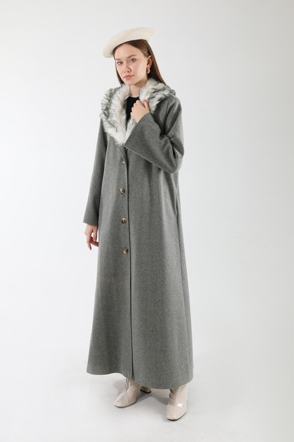 Furry Buttoned Cachet Coat Gray