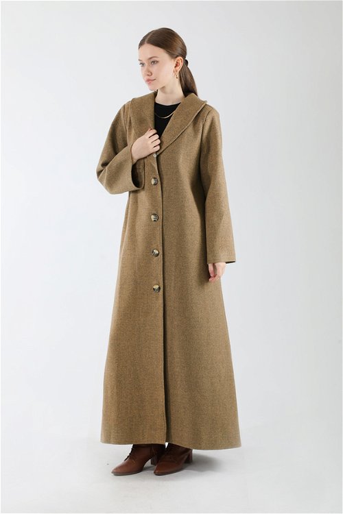 Furry Buttoned Cachet Coat Tan