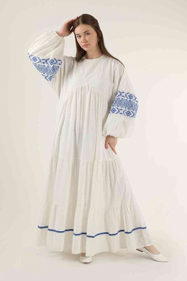 Zulays - Manşeti İşlemeli Elbise Beyaz
