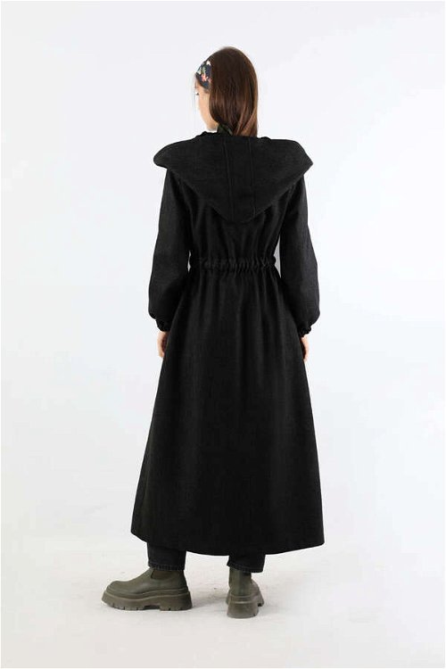 Maria Long Cachet Coat Black