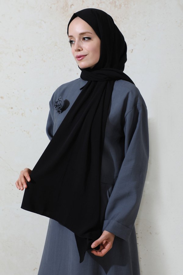 Medina Silk Shawl Black