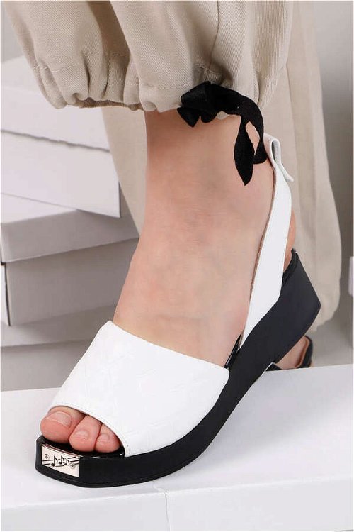 Zulays - Desenli Sandalet Beyaz