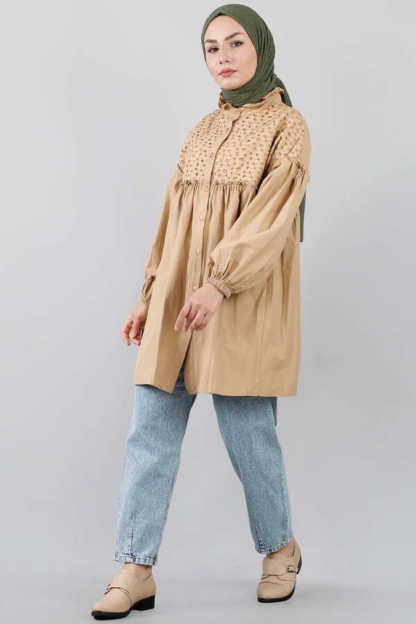 Front Robe Lace Shirt Camel