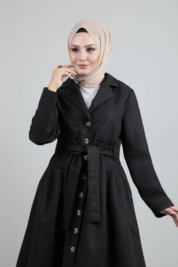 Pleated Arched Black Trenc
