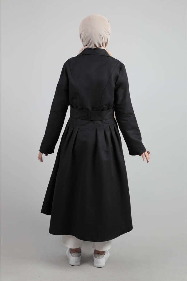 Pleated Arched Black Trenc