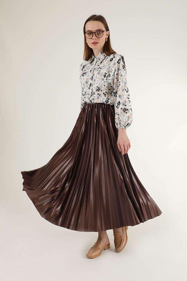 Pleated Skirt Brown