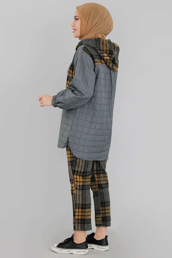 Quilted Checkered Set Smoked