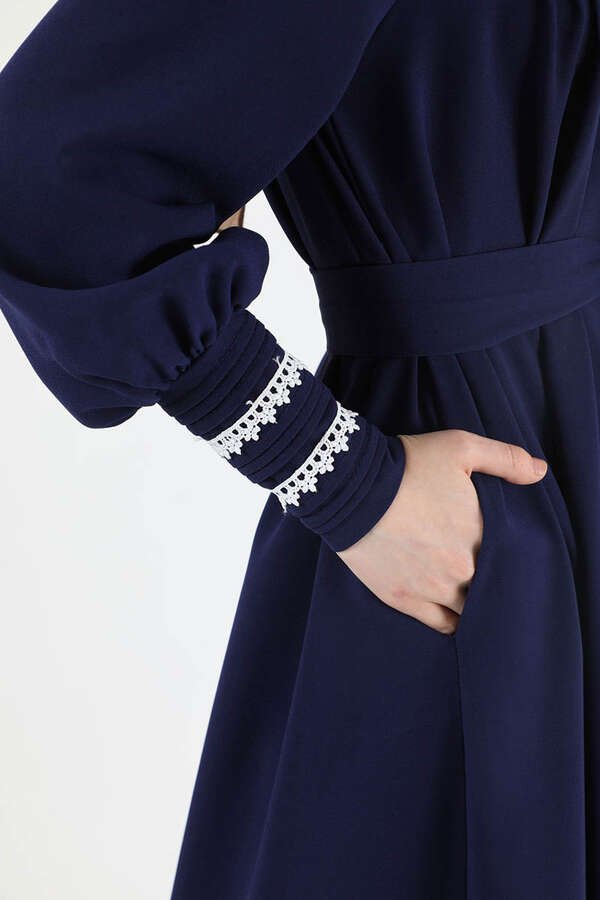 Rib Detailed Belted Abaya Navy Blue