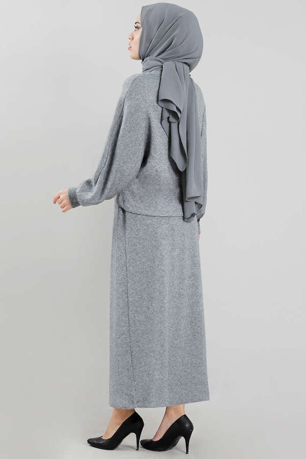 Skirted Wool Knitwear Suit Grey
