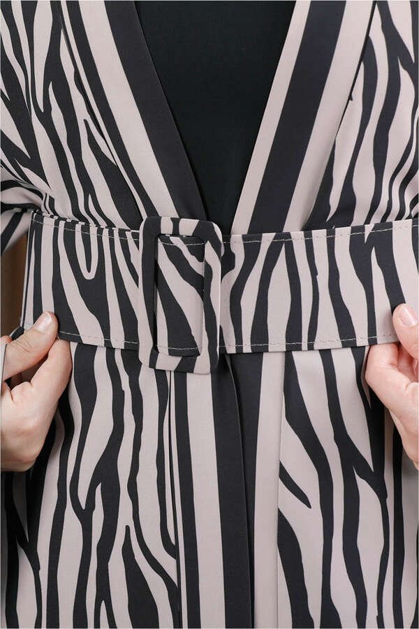 Zebra Pattern Kimono Mink