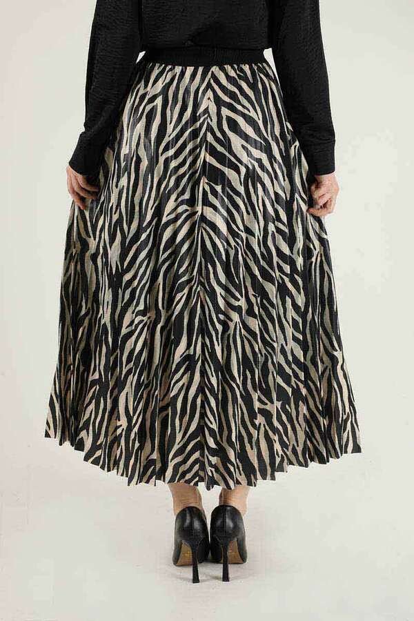 Zebra Tone Patterned Skirt Black